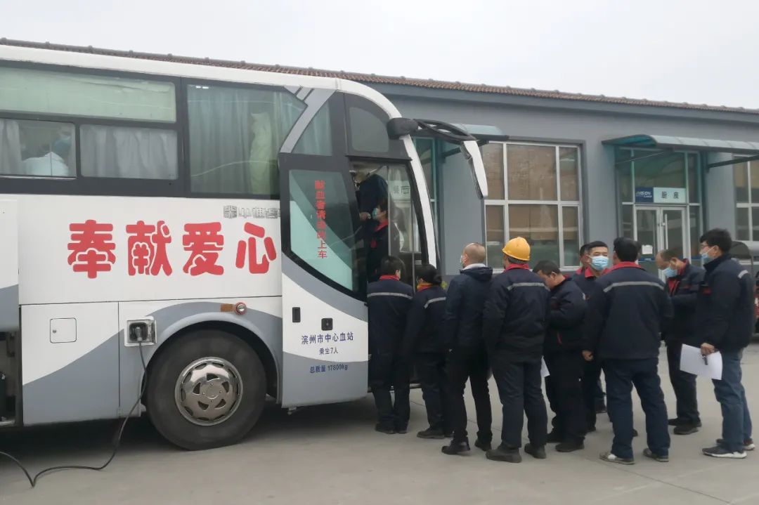 擼起袖子為生命“加油”！山東匯鑫開展無償獻血活動